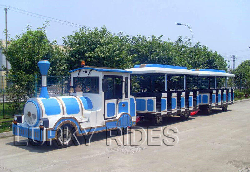 family ride trackless train supplier